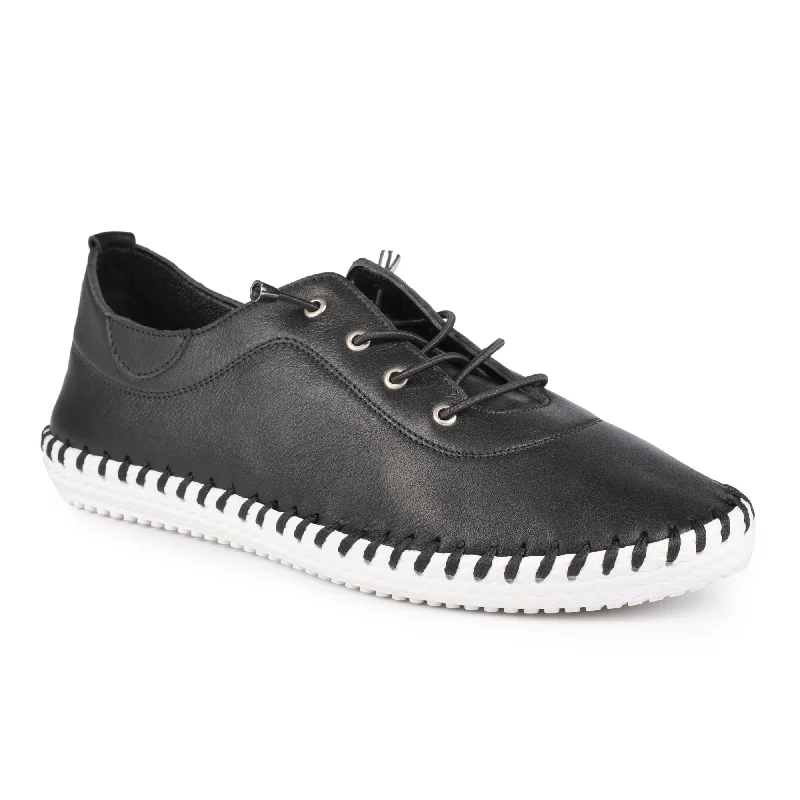 Lunar  ST IVES LEATHER PLIMSOLE