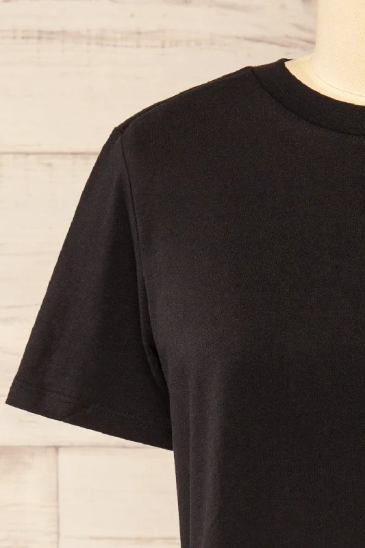 Akita Black | Cotton Cropped T-shirt