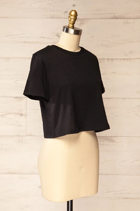 Akita Black | Cotton Cropped T-shirt